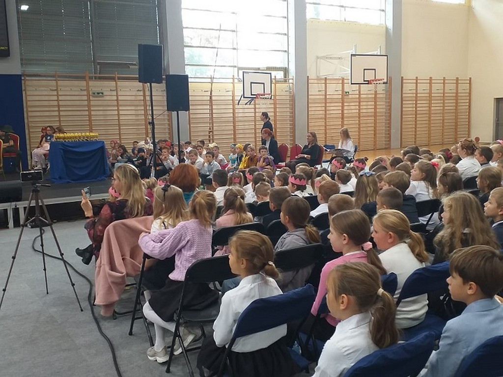 Dzień Edukacji Narodowej w Szkole Podstawowej im. Wojska Polskiego w Mroczy