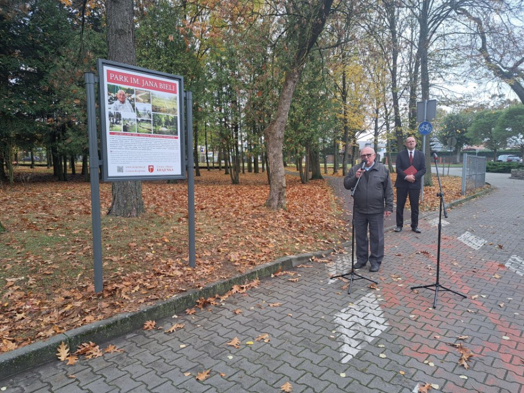 Krajenka: Uroczyste odsłonięcie tablicy upamiętniającej Jana Bielę