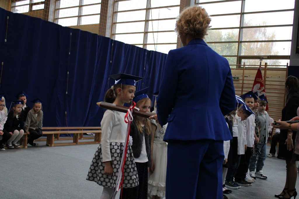 Pasowanie na ucznia – wyjątkowy dzień pierwszoklasistów z Mroczy