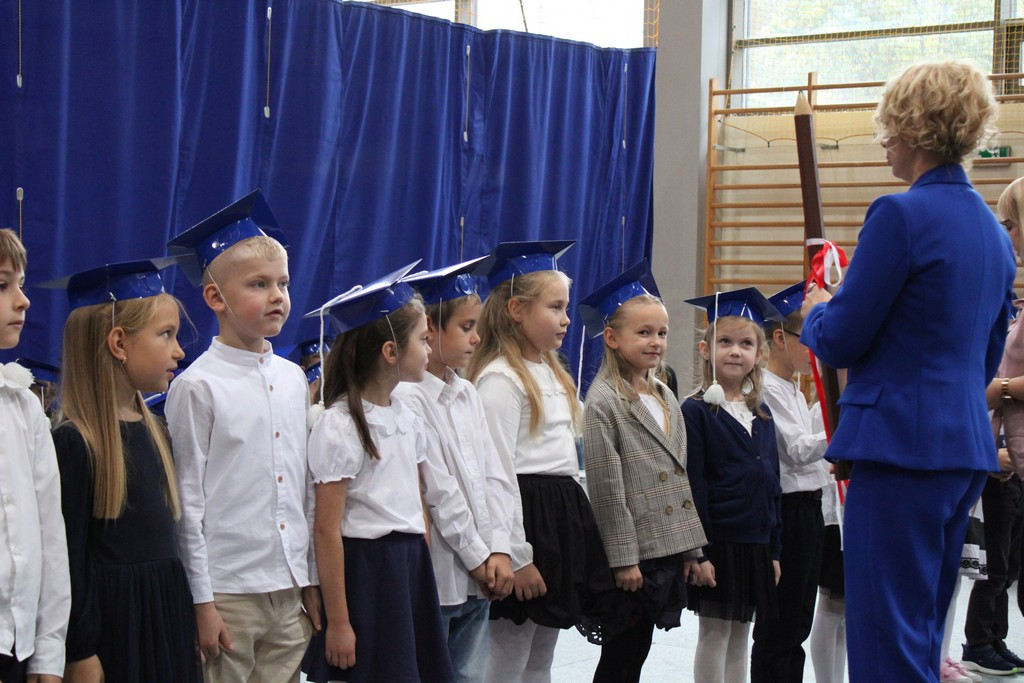 Pasowanie na ucznia – wyjątkowy dzień pierwszoklasistów z Mroczy