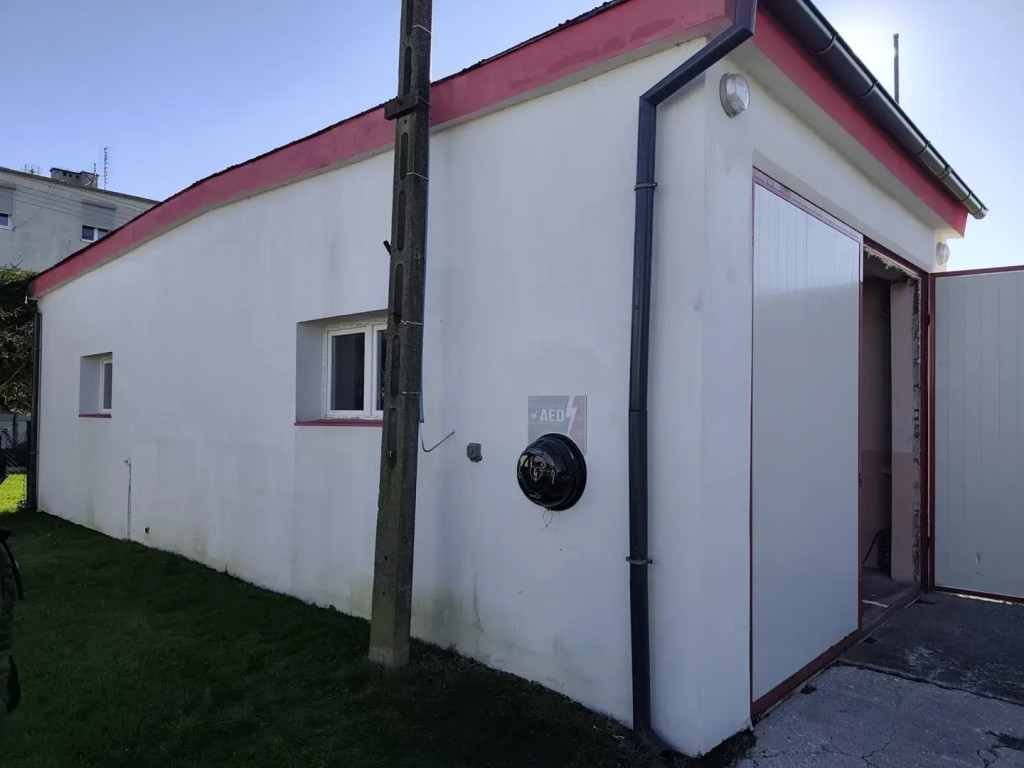 5 defibrylatorów AED dla Gminy Sośno