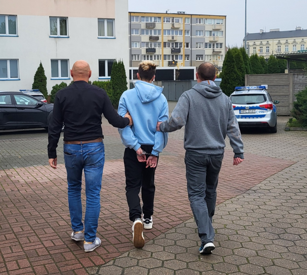 Sadki: Trzej sprawcy włamania do kościoła zatrzymani