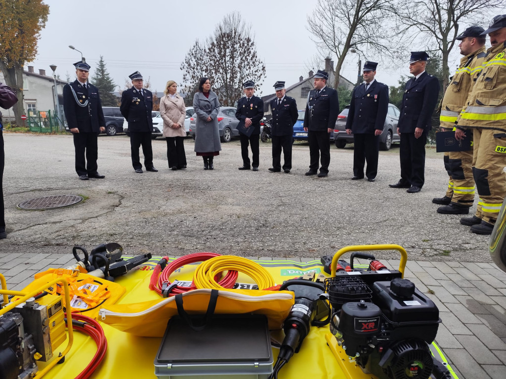 Narzędzia hydrauliczne dla OSP Kamień Krajeński i OSP Orzełek