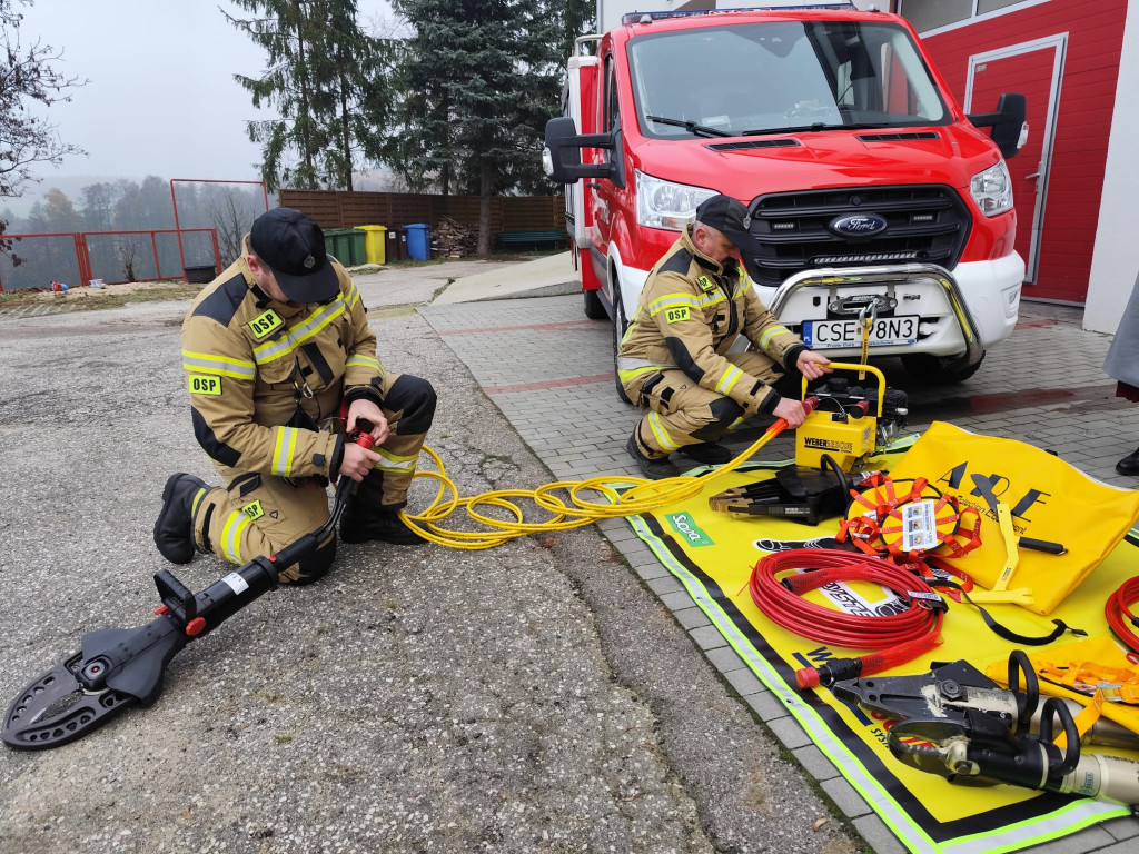 Narzędzia hydrauliczne dla OSP Kamień Krajeński i OSP Orzełek