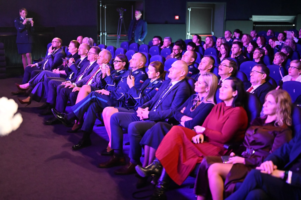 Policjanci uczcili 100-lecie Kobiet w Policji wyjątkowym koncertem w Sępólnie Krajeńskim