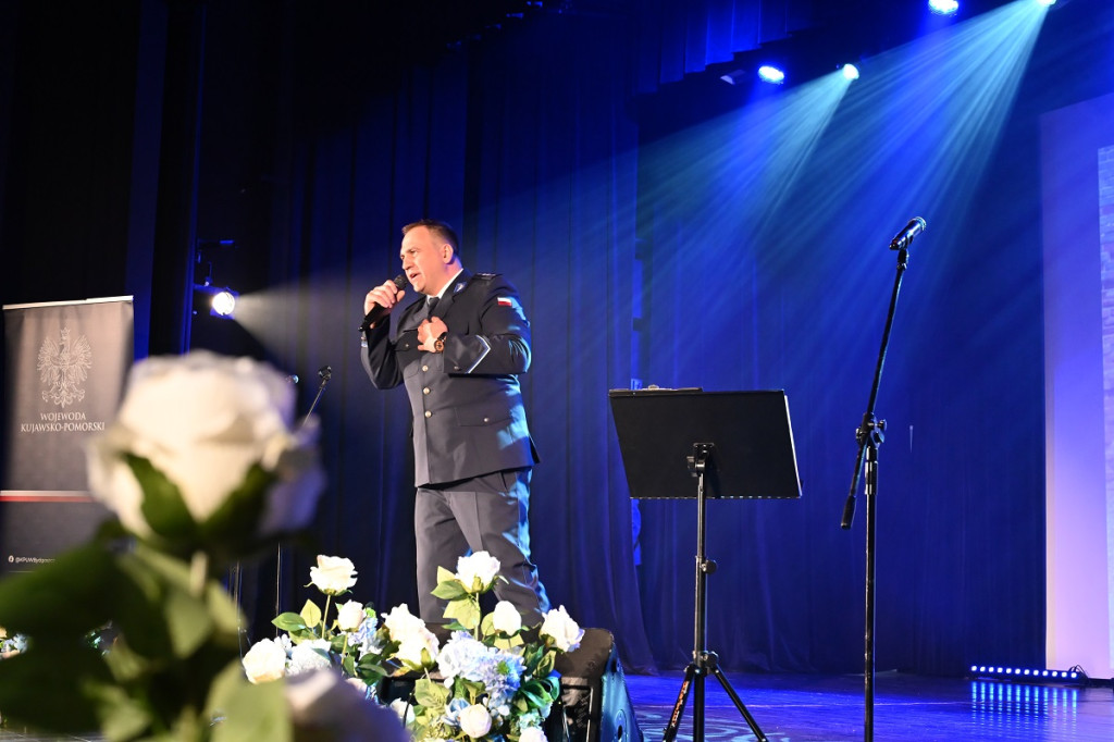 Policjanci uczcili 100-lecie Kobiet w Policji wyjątkowym koncertem w Sępólnie Krajeńskim