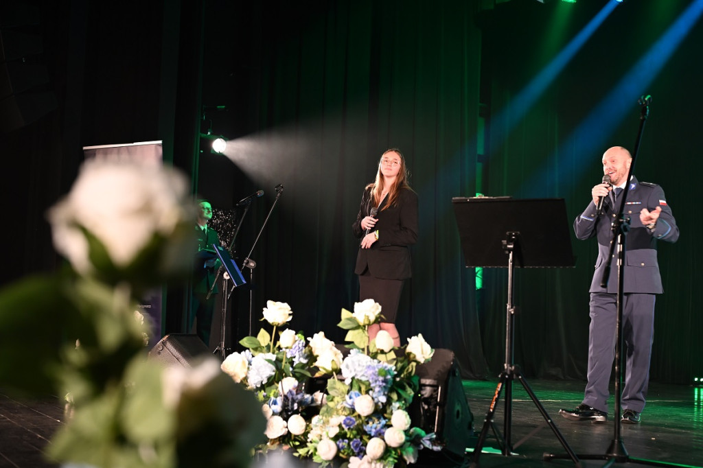 Policjanci uczcili 100-lecie Kobiet w Policji wyjątkowym koncertem w Sępólnie Krajeńskim