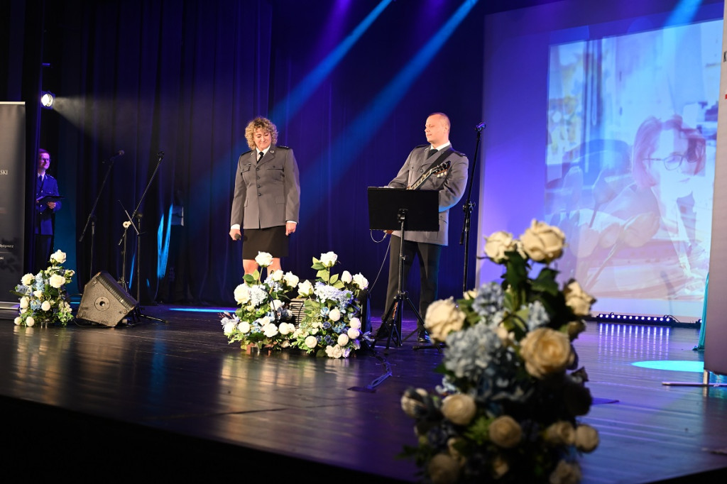 Policjanci uczcili 100-lecie Kobiet w Policji wyjątkowym koncertem w Sępólnie Krajeńskim