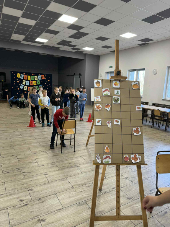 Gmina Nakło nad Notecią Jesienne czary natury w Ślesinie