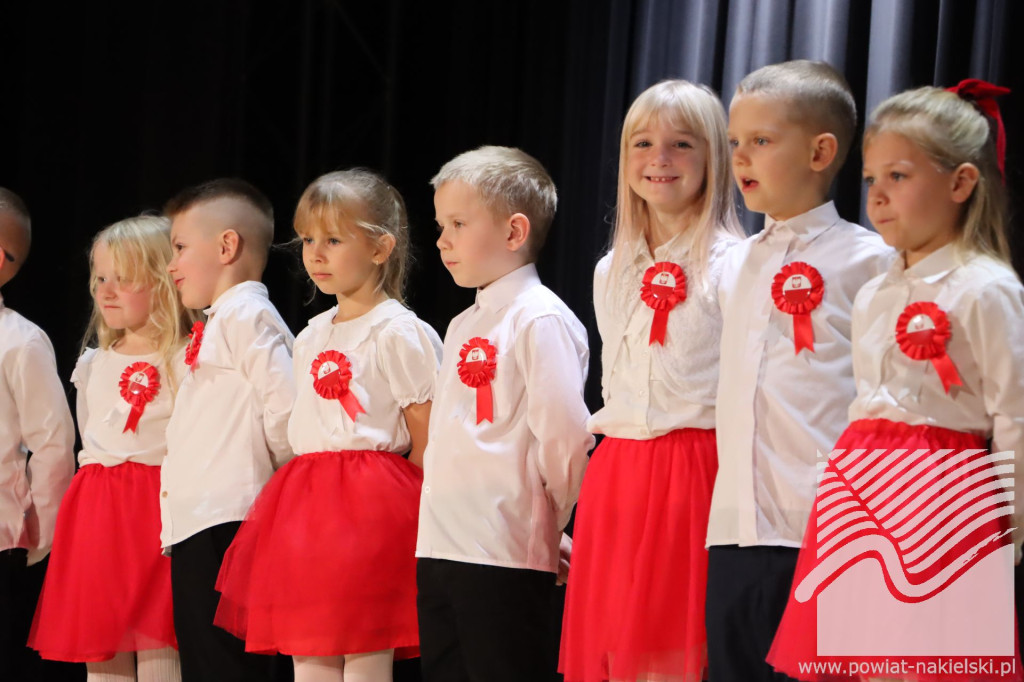 Młodzi nakielanie śpiewali dla Polski