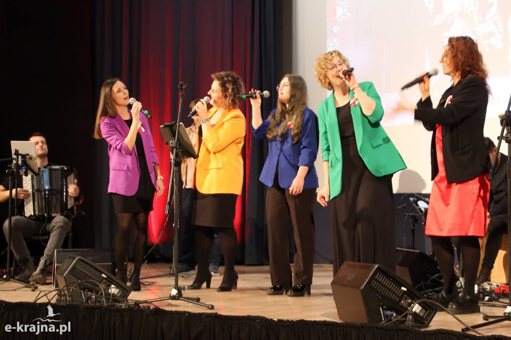 Więcbork śpiewa dla Niepodległej - Życia mała garść
