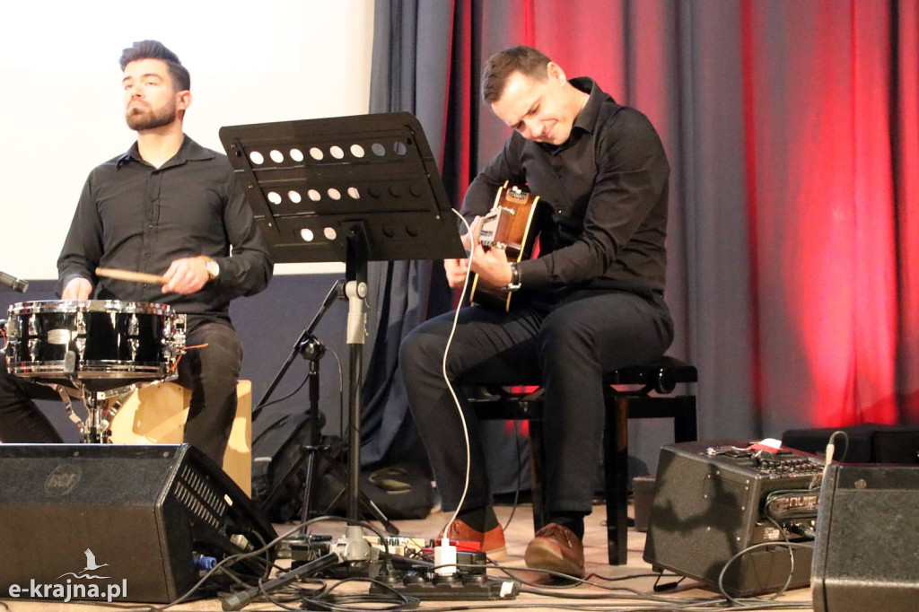 Więcbork śpiewa dla Niepodległej - Życia mała garść