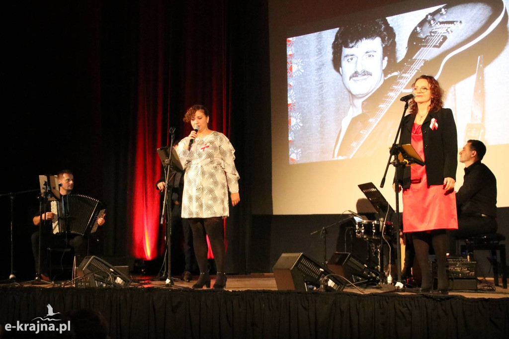 Więcbork śpiewa dla Niepodległej - Życia mała garść