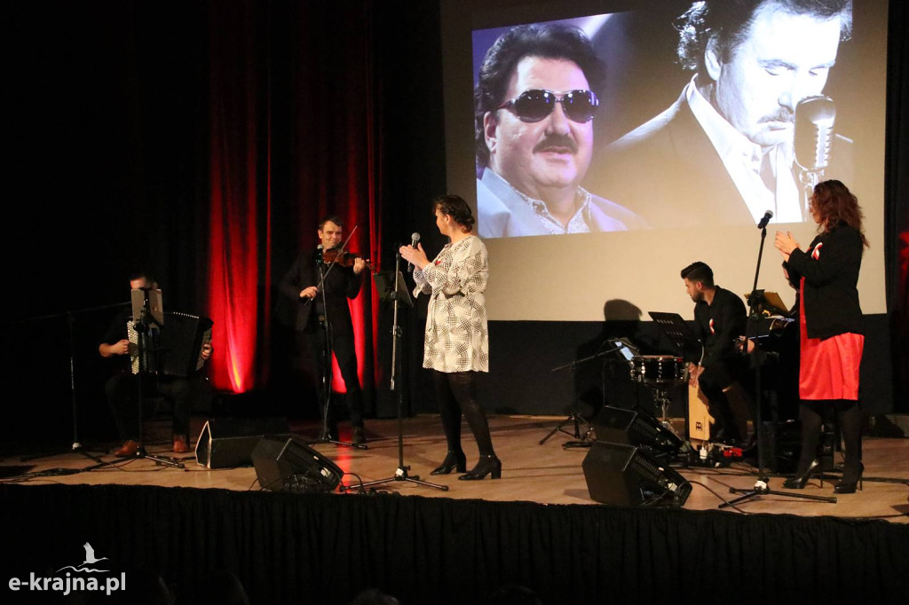 Więcbork śpiewa dla Niepodległej - Życia mała garść