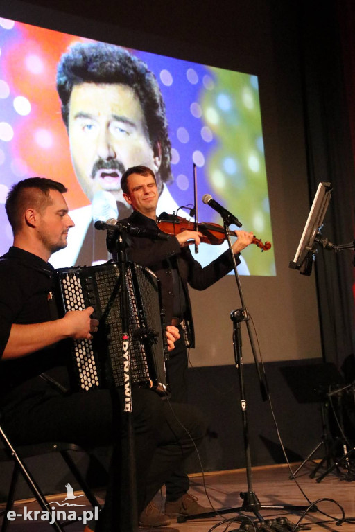 Więcbork śpiewa dla Niepodległej - Życia mała garść