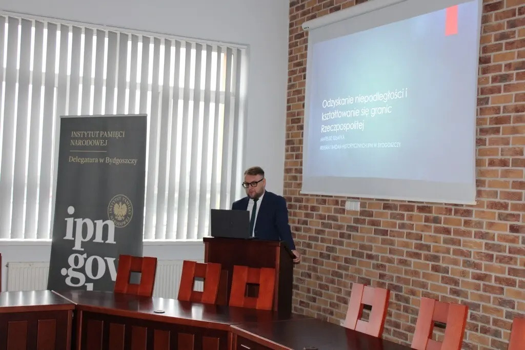 Do Hymnu i historii: Mrocza świętowała odzyskanie niepodległości