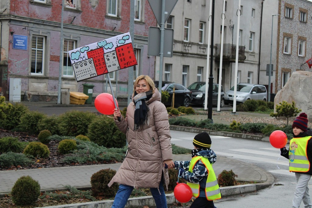 Przemarsz Kampanii „Dzieciństwo bez przemocy” w Mroczy