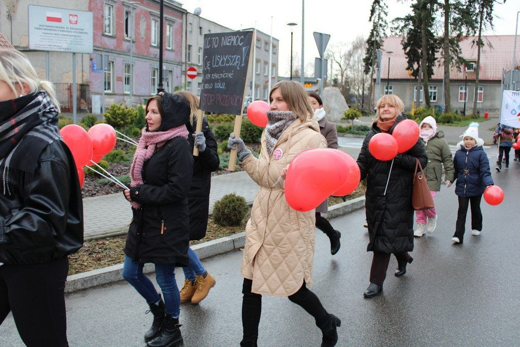 Przemarsz Kampanii „Dzieciństwo bez przemocy” w Mroczy