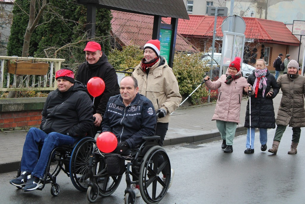 Przemarsz Kampanii „Dzieciństwo bez przemocy” w Mroczy