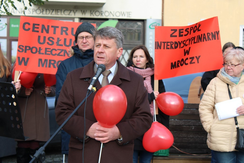 Przemarsz Kampanii „Dzieciństwo bez przemocy” w Mroczy