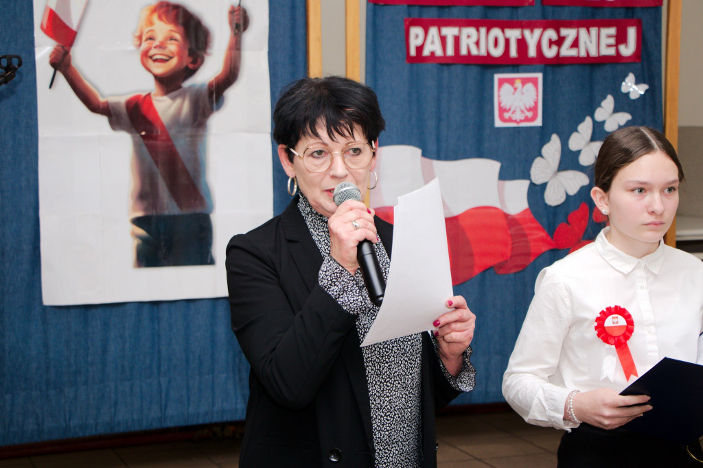 Gmina Wyrzysk: VII Gminny Konkurs Pieśni Patriotycznej w Falmierowie