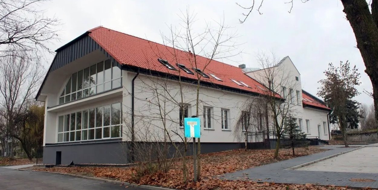 Zakończono prace modernizacyjne budynku przy ul. Łąkowej 5 w Mroczy