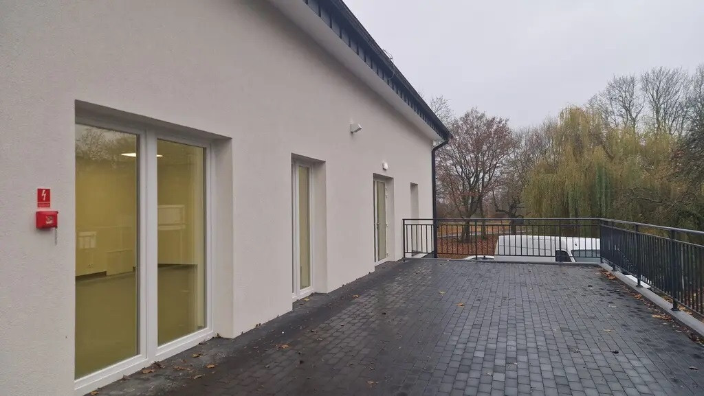 Zakończono prace modernizacyjne budynku przy ul. Łąkowej 5 w Mroczy