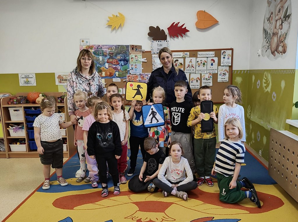 Policjantka z Koronowa z wizytą u przedszkolaków