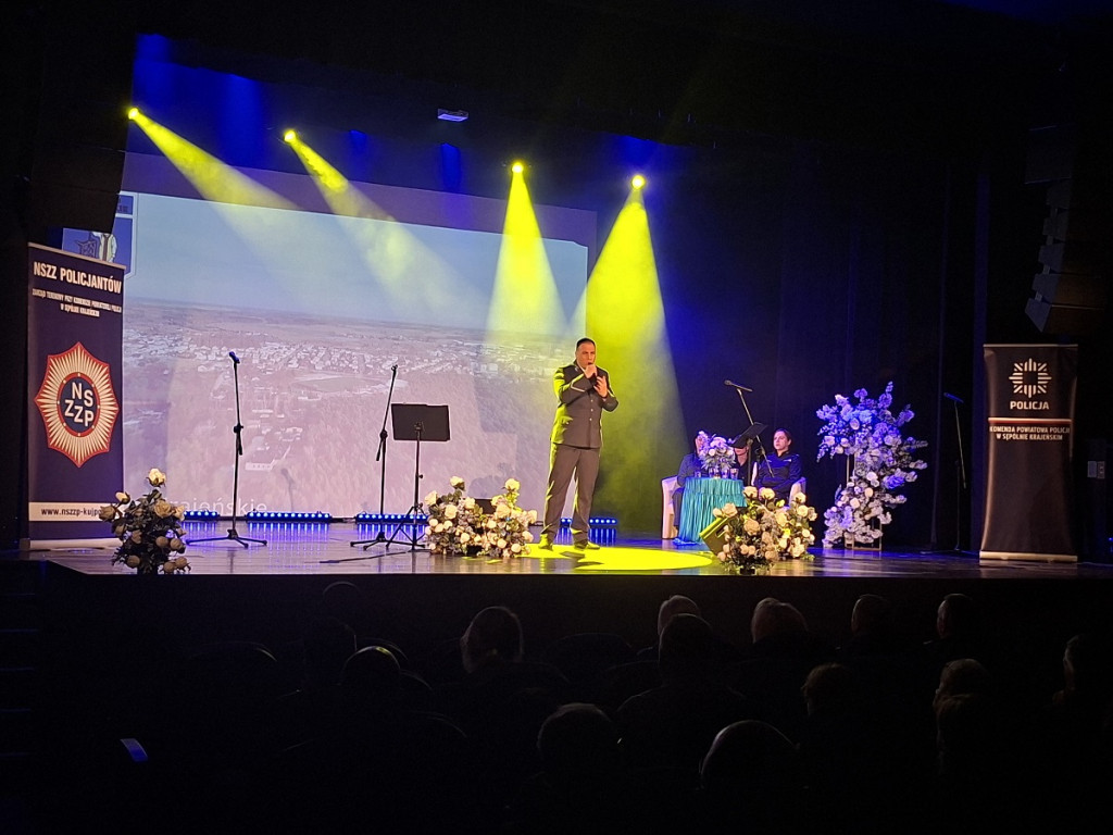 Sępólno Krajeńskie: Policyjny koncert „Partnerstwo z Mundurem – Dźwięki Wdzięczności”