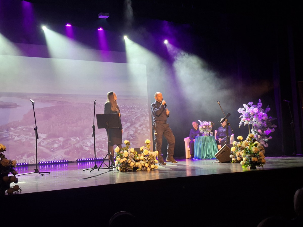 Sępólno Krajeńskie: Policyjny koncert „Partnerstwo z Mundurem – Dźwięki Wdzięczności”