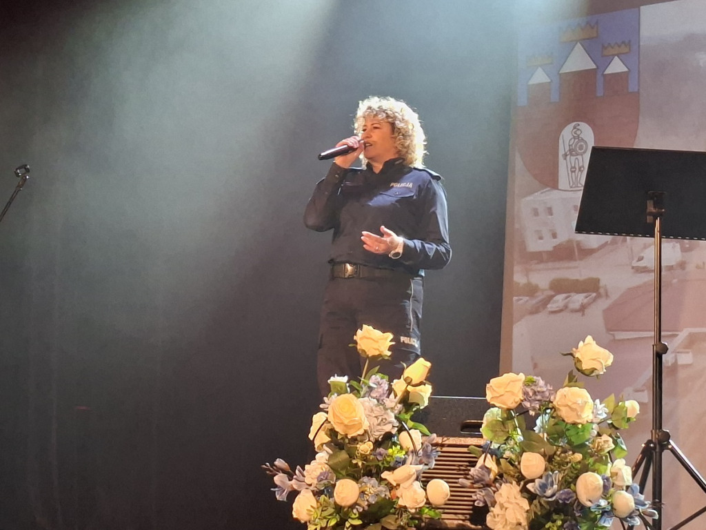 Sępólno Krajeńskie: Policyjny koncert „Partnerstwo z Mundurem – Dźwięki Wdzięczności”