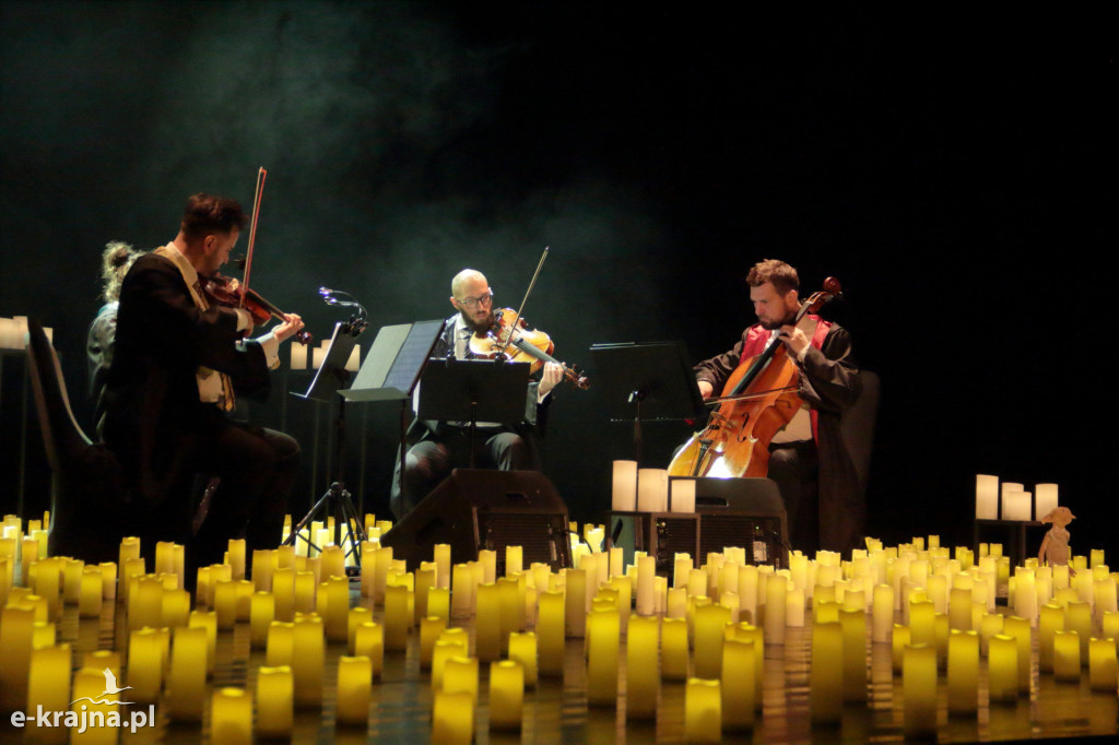 Za nami magiczny wieczór „Symfonii Magii – Koncertu w Świetle Tysiąca Świec”!