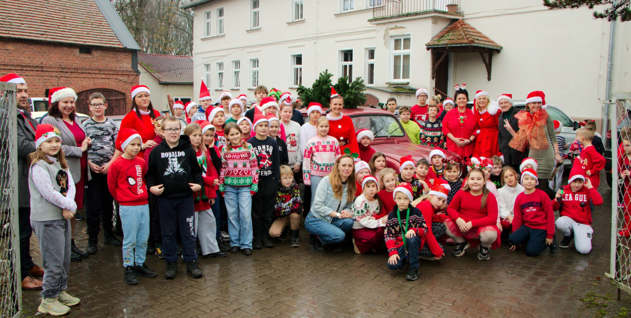 Najmłodsi mieszkańcy Gminy Wyrzysk spotkali się z Mikołajem
