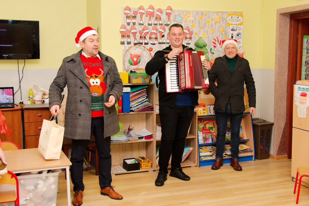 Najmłodsi mieszkańcy Gminy Wyrzysk spotkali się z Mikołajem