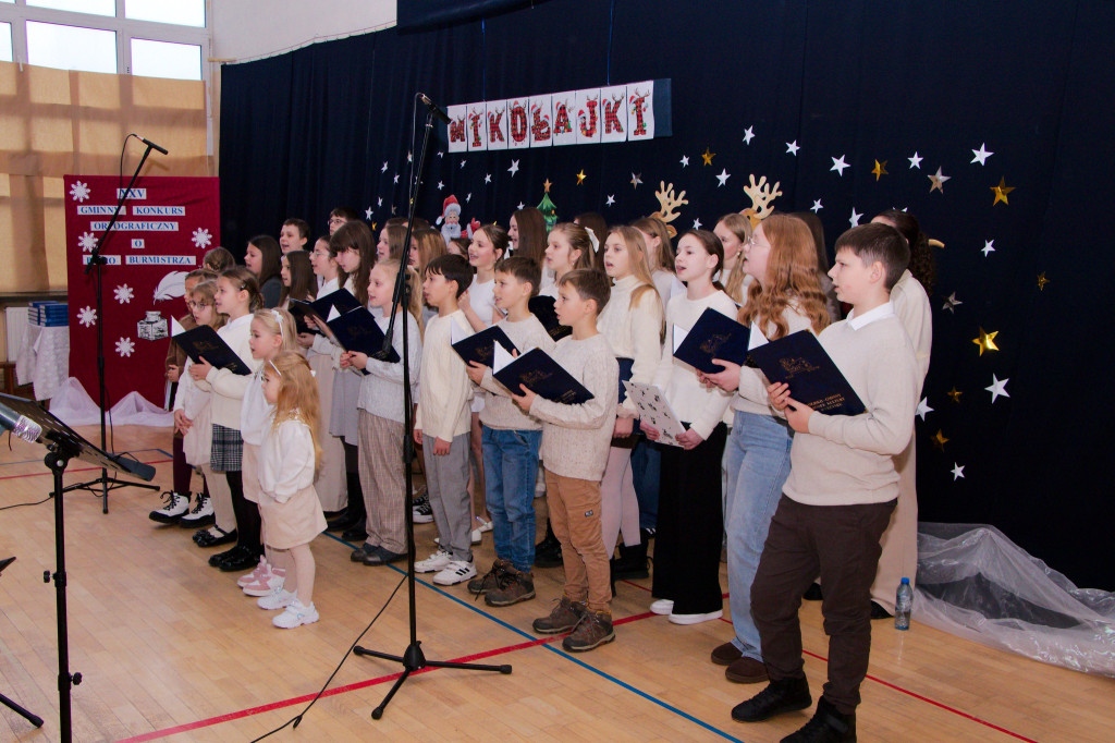Najmłodsi mieszkańcy Gminy Wyrzysk spotkali się z Mikołajem