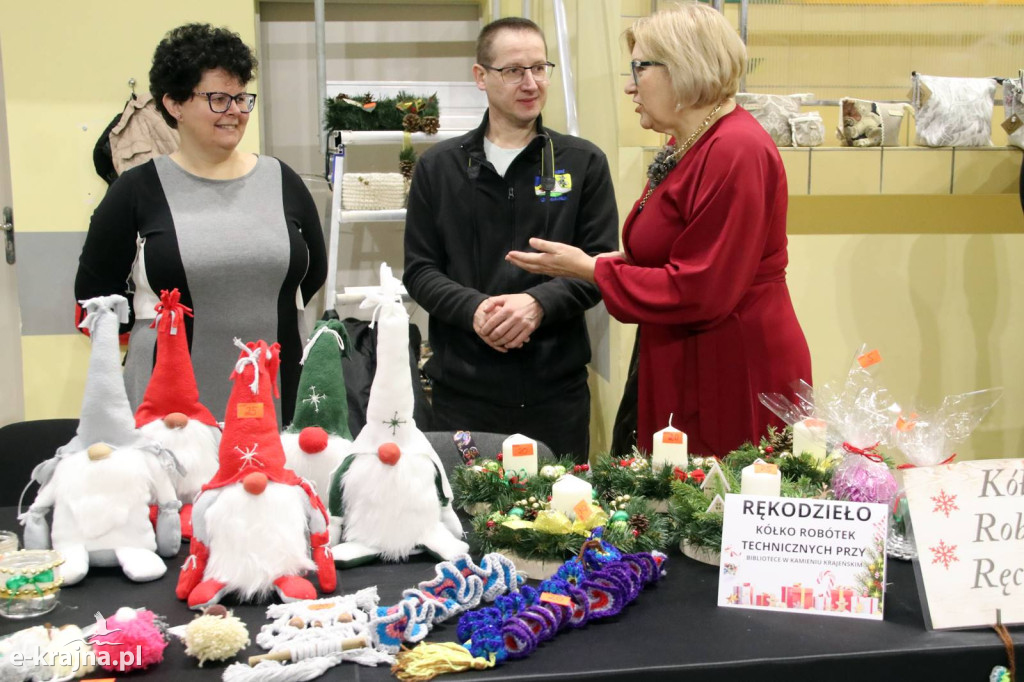 Sępólno Krajeńskie: Powiatowa Wystawa Stołów Wigilijnych 2025