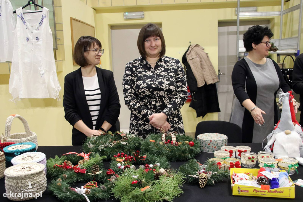 Sępólno Krajeńskie: Powiatowa Wystawa Stołów Wigilijnych 2025