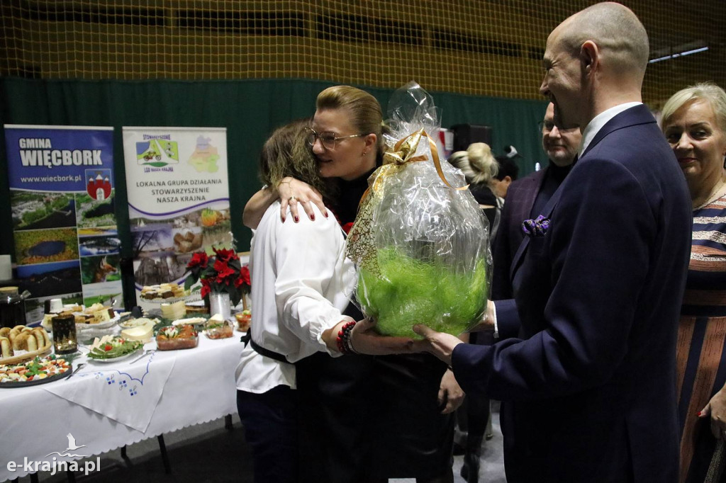 Sępólno Krajeńskie: Powiatowa Wystawa Stołów Wigilijnych 2025