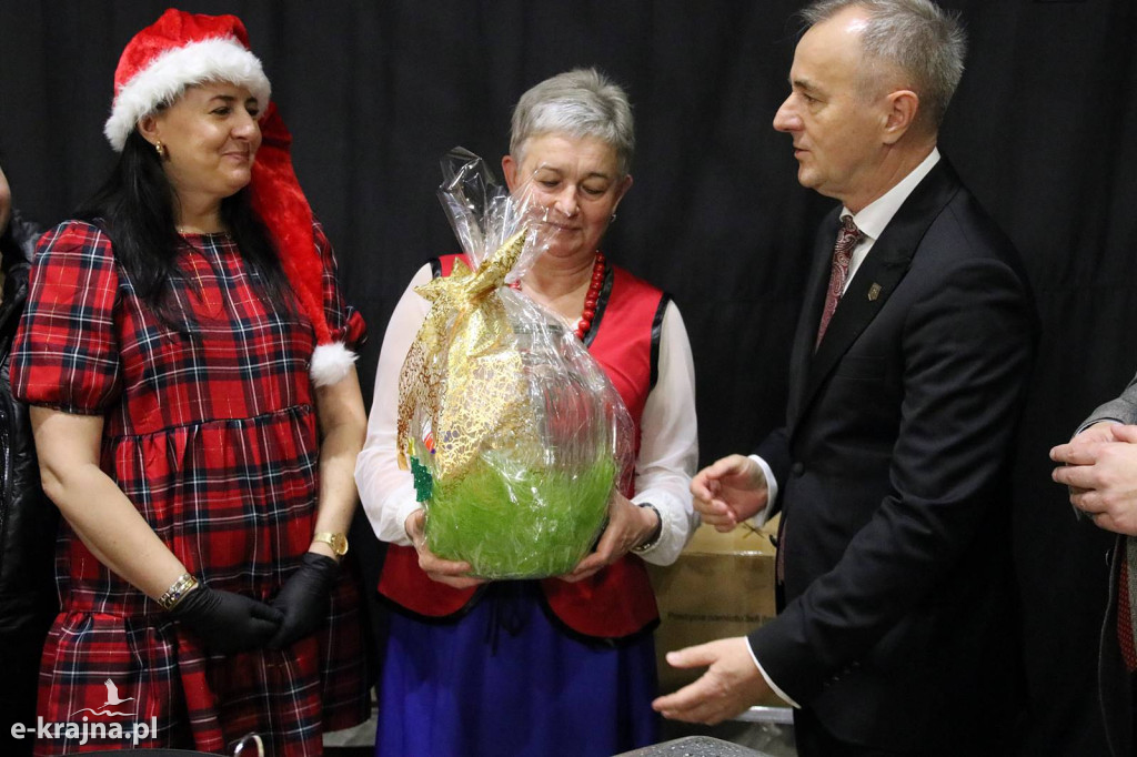 Sępólno Krajeńskie: Powiatowa Wystawa Stołów Wigilijnych 2025
