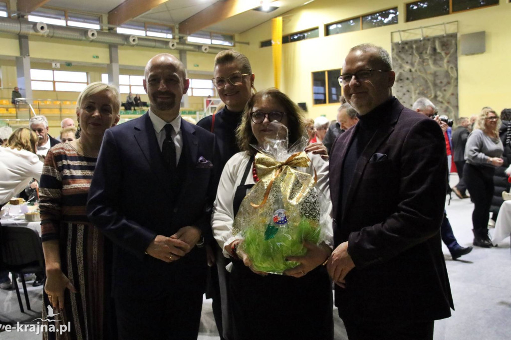 Sępólno Krajeńskie: Powiatowa Wystawa Stołów Wigilijnych 2025