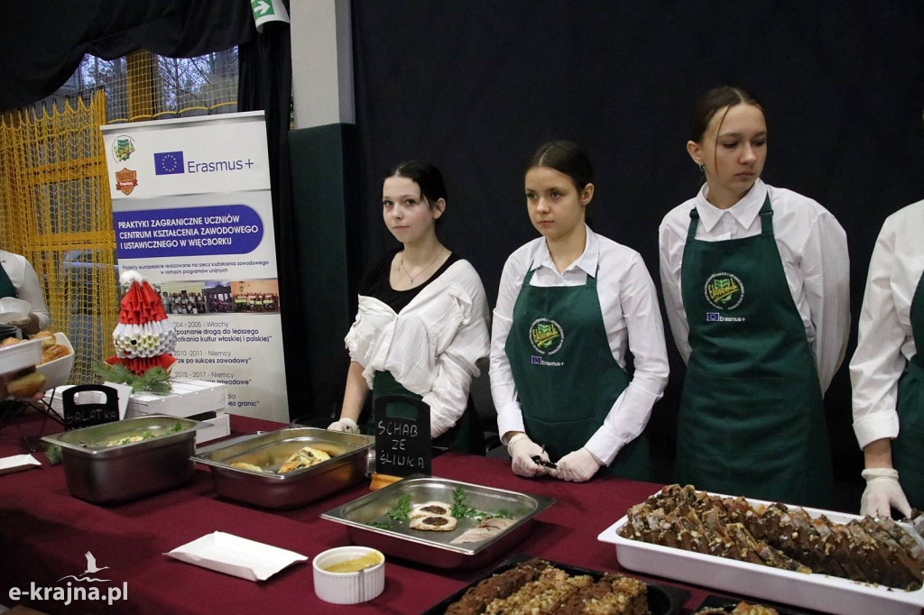 Sępólno Krajeńskie: Powiatowa Wystawa Stołów Wigilijnych 2025