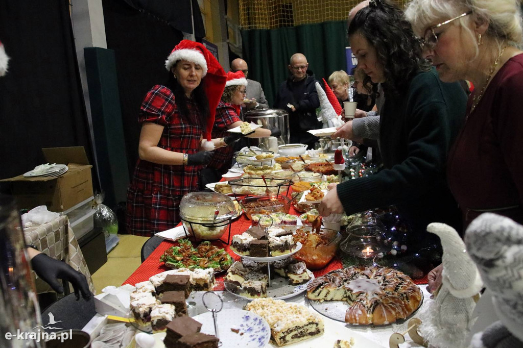 Sępólno Krajeńskie: Powiatowa Wystawa Stołów Wigilijnych 2025