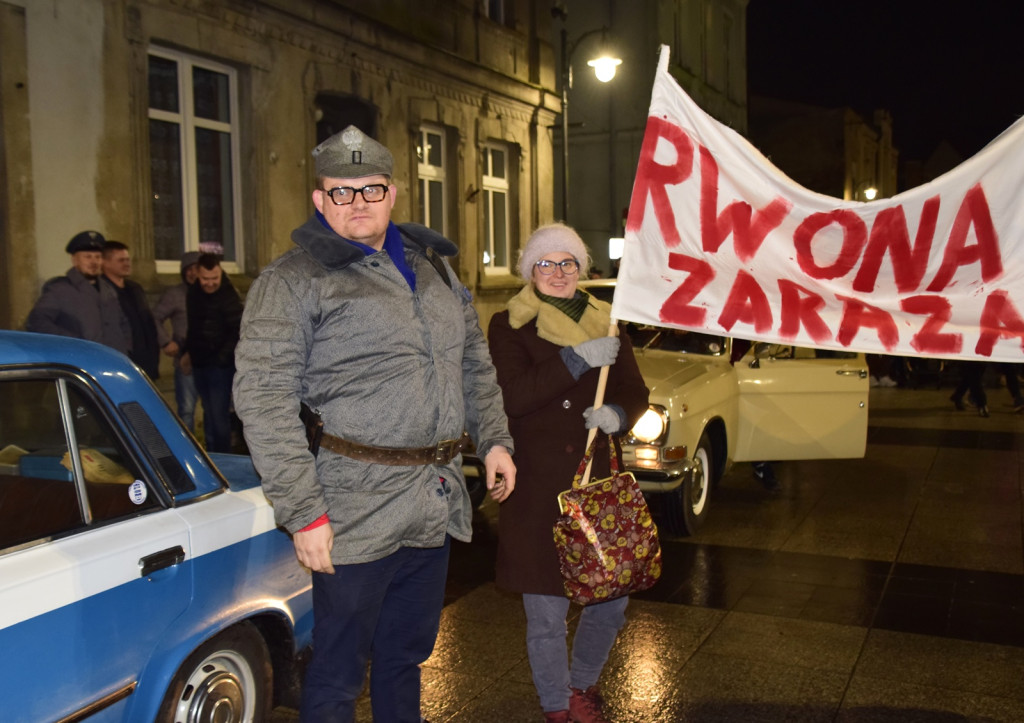 Inscenizacja w rocznicę stanu wojennego w Sępólnie Krajeńskim