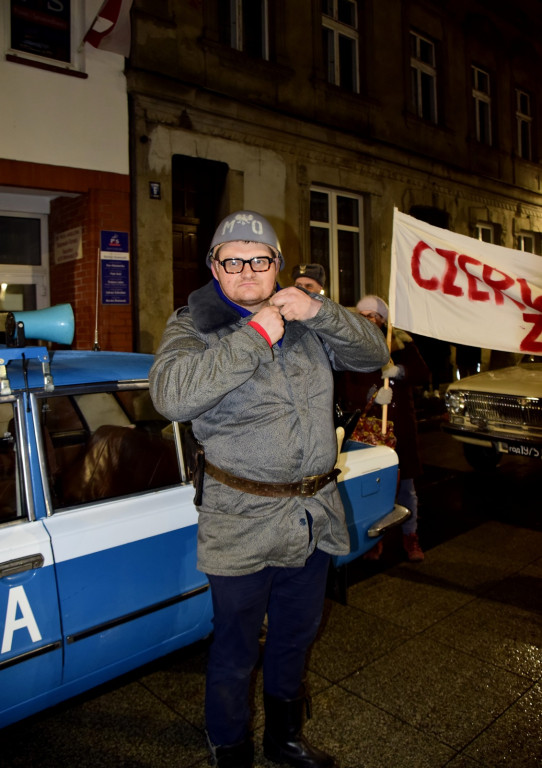 Inscenizacja w rocznicę stanu wojennego w Sępólnie Krajeńskim