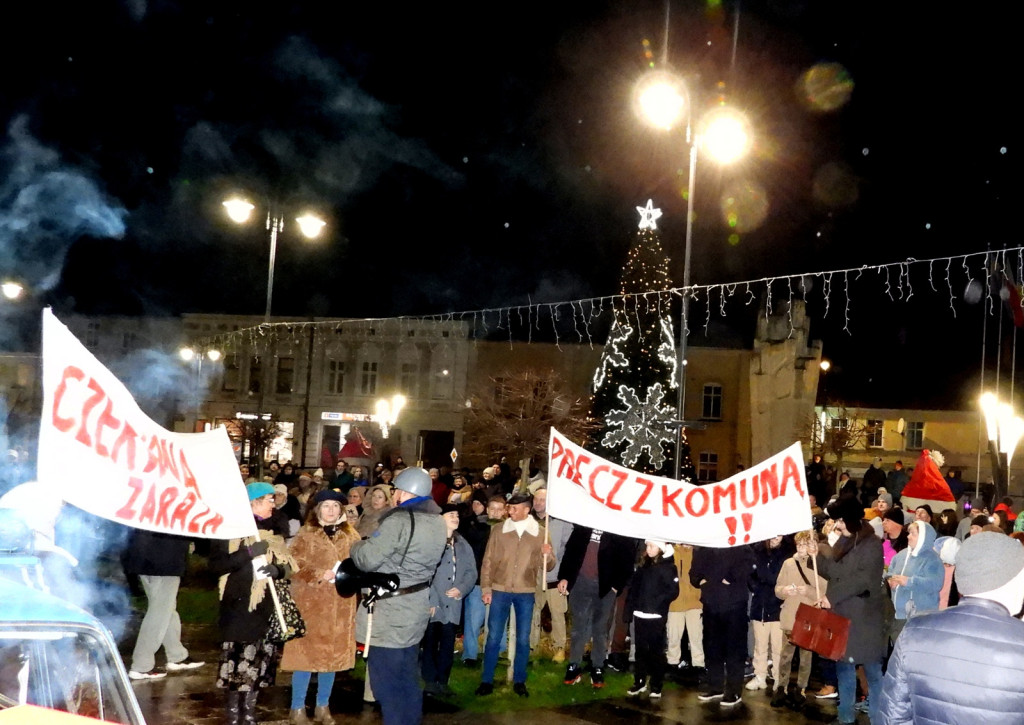 Inscenizacja w rocznicę stanu wojennego w Sępólnie Krajeńskim