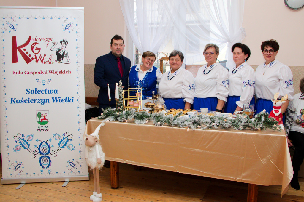 Gmina Wyrzysk: Tradycyjna Wieczerza Wigilijna w Gromadnie