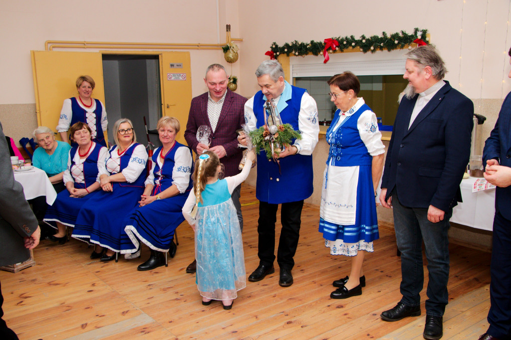 Gmina Wyrzysk: Tradycyjna Wieczerza Wigilijna w Gromadnie