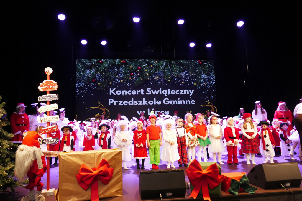 Przepiękny świąteczny koncert przygotowany przez przedszkolaki z Lipki
