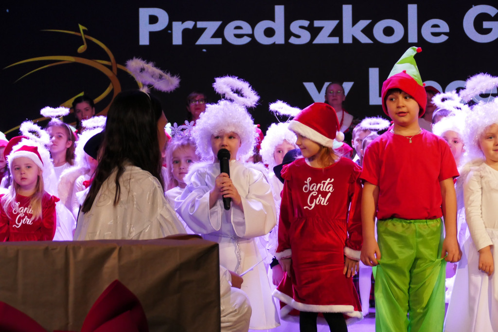 Przepiękny świąteczny koncert przygotowany przez przedszkolaki z Lipki