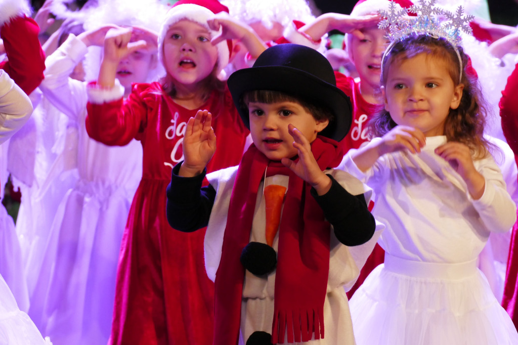 Przepiękny świąteczny koncert przygotowany przez przedszkolaki z Lipki